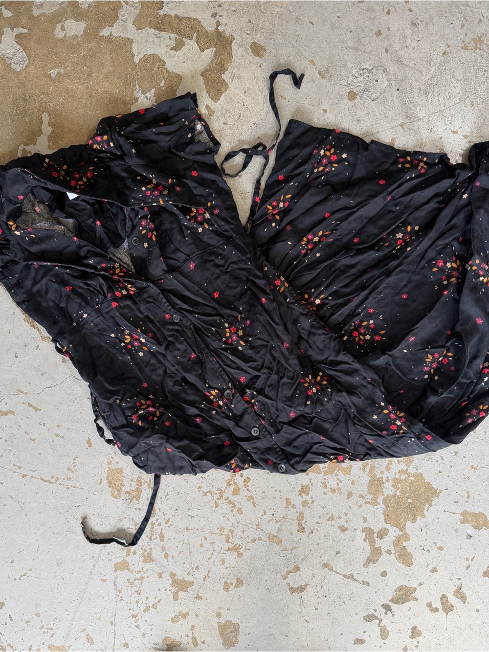 Liz Claiborne Black Floral Tie Dress